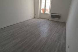 TRES BEAU STUDIO RENOVE PROCHE QUARTIER TRIBUNAL DE PONTOISE