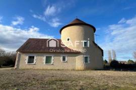 Grande masion de 328 m2 avec local professionnel atelier hangar et bureau