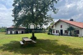Magnifique Airial des landes avec piscine , grange , dependances