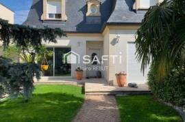 Belle Maison toit mansart de 2005, 5 Chambres