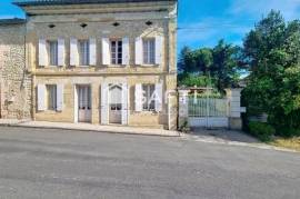Maison en pierre - Cachet - Jardin