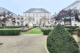 MAGNIFIQUE APPARTEMENT A 5 MINUTES A PIEDS DE LA VALLEE VILLAGE VAL D EUROPE