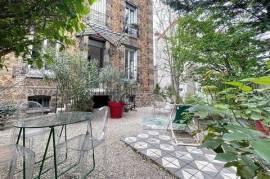 CENTRE VILLE - Magnifique Maison Bourgeoise en meulière 9 pièces avec sous-sol total, garage, terrasses, jardin...