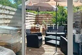 Appartement rénové situé à quelques pas du bassin