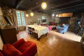 Maisons de campagne avec dépendances