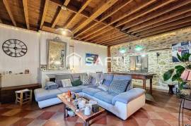 Charmante maison en pierre de 140m2, 3 ch