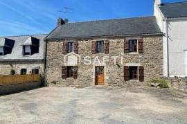 Maison en pierre, rénovée, au calme, jardin clos,