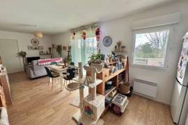 APPARTEMENT 2 CHAMBRES ET BALCON A NIORT
