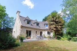 Maison d’architecte de 158m2 au cœur de la nature - Parcelle de 4940m2 boisée et fleurie – Charme & sérénité