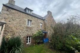 Maison en pierre au port de Perros-Guirec