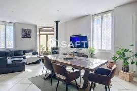 Maison 7 pièces 270 m²