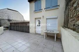 APPARTEMENT EN DUPLEX AVEC JARDIN PRIVATIF