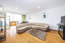 Zagreb, Sigečica, three-room apartment 72 m²