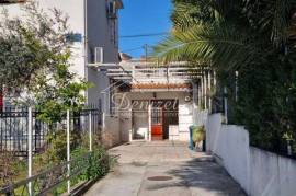 Trogir – Geschäftsraum in attraktiver Lage nahe dem Stadtzentrum