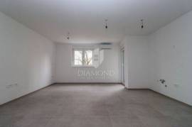 Fantastic location in Pula - 2-bedroom apartment in a new building with an elevator