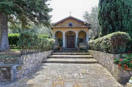 Prestigious historic Tuscan manor