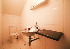 Detached house T4 near Holmes Place in Nogueira, Braga