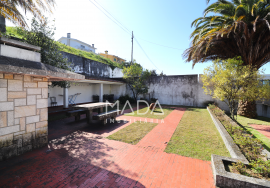 Detached house T4 near Holmes Place in Nogueira, Braga