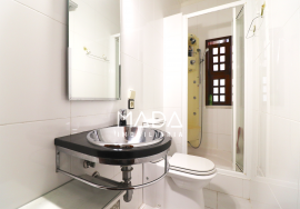 Detached house T4 near Holmes Place in Nogueira, Braga