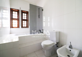 Detached house T4 near Holmes Place in Nogueira, Braga