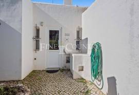 Carvoeiro - 2-bedroom single level attached property in Carvoeiro