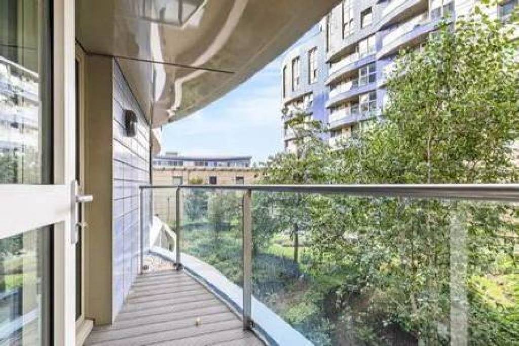 Islington CE-N7.370