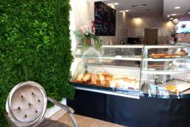Coffee/Confectionery Trespass in full operation, in Perafita