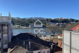 Building for sale in an exclusive area of Porto, next to the Douro
