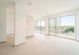 Modern,  4-bedroom apartment with ample terraces