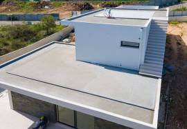 Modern 3+1-bedroom villa with pool – new construction