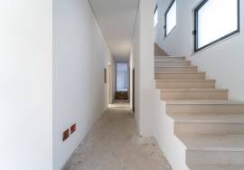 Modern 3+1-bedroom villa with pool – new construction