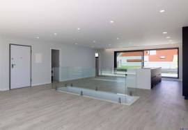 4 Bedroom Duplex Apartment