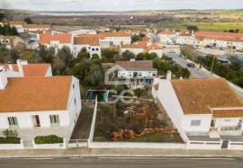 Land Mora
