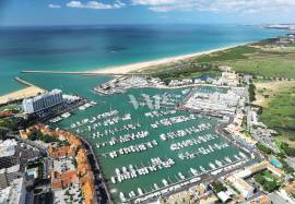Shop / Office for sale in Vilamoura, in the centre of the Marina