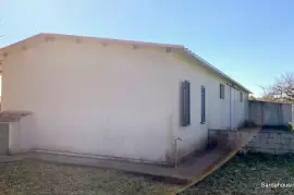 Podere Aiga con scuderie a Abbasanta, Sardegna