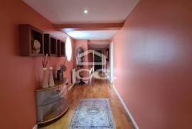 Luxury villa with pool and stunning views minutes from the center of Chaves