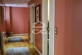 Luxury villa with pool and stunning views minutes from the center of Chaves