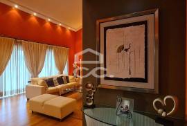 Luxury villa with pool and stunning views minutes from the center of Chaves