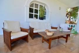 listing listing