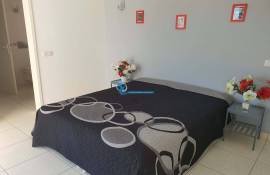 Villa with swimming pool located 100m from Palmares Golf and next to the estuary and beach