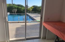 Villa with swimming pool located 100m from Palmares Golf and next to the estuary and beach