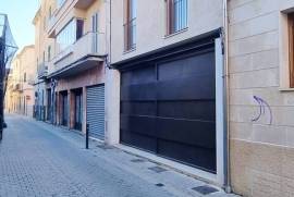 APARTMENT BUILDING WITH PREMISES IN SA POBLA, MALLORCA