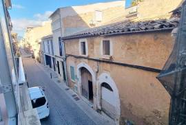 APARTMENT BUILDING WITH PREMISES IN SA POBLA, MALLORCA