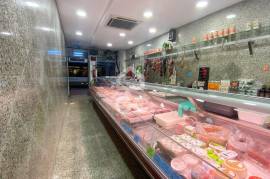 Fully equipped butcher for Trespasse in Paranhos – Porto