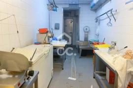 Fully equipped butcher for Trespasse in Paranhos – Porto