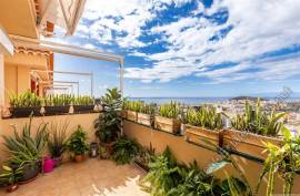 1 Bed Penthouse Apartment For Sale, The Heights, Los Cristianos 299,500€