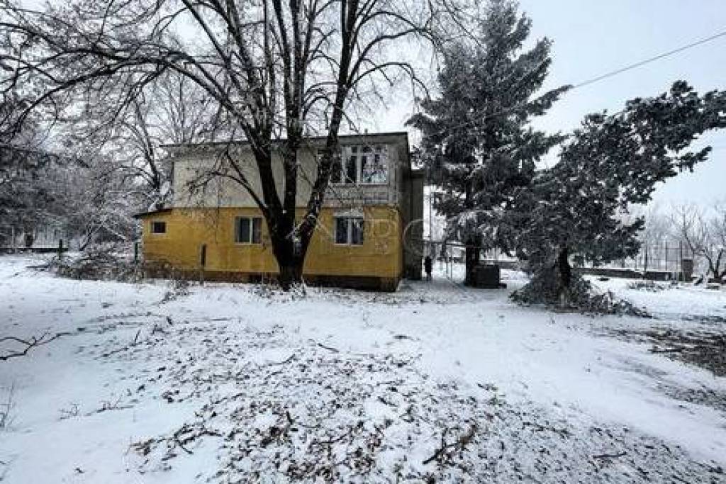 Amplio apartamento de 1 dormitorio cerca de la ciudad de Ruse