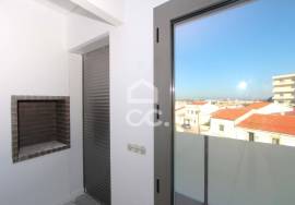 Apartment in Pêra, 2 bedrooms with lots of natural light, barbecue space, balcony and garage