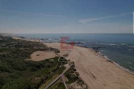 NEW apartment with balcony and 2 parking spaces near the beach