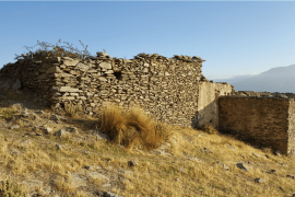 Excellent Plot of land with ruin for sale in SOPORTUJAR Granada Spain